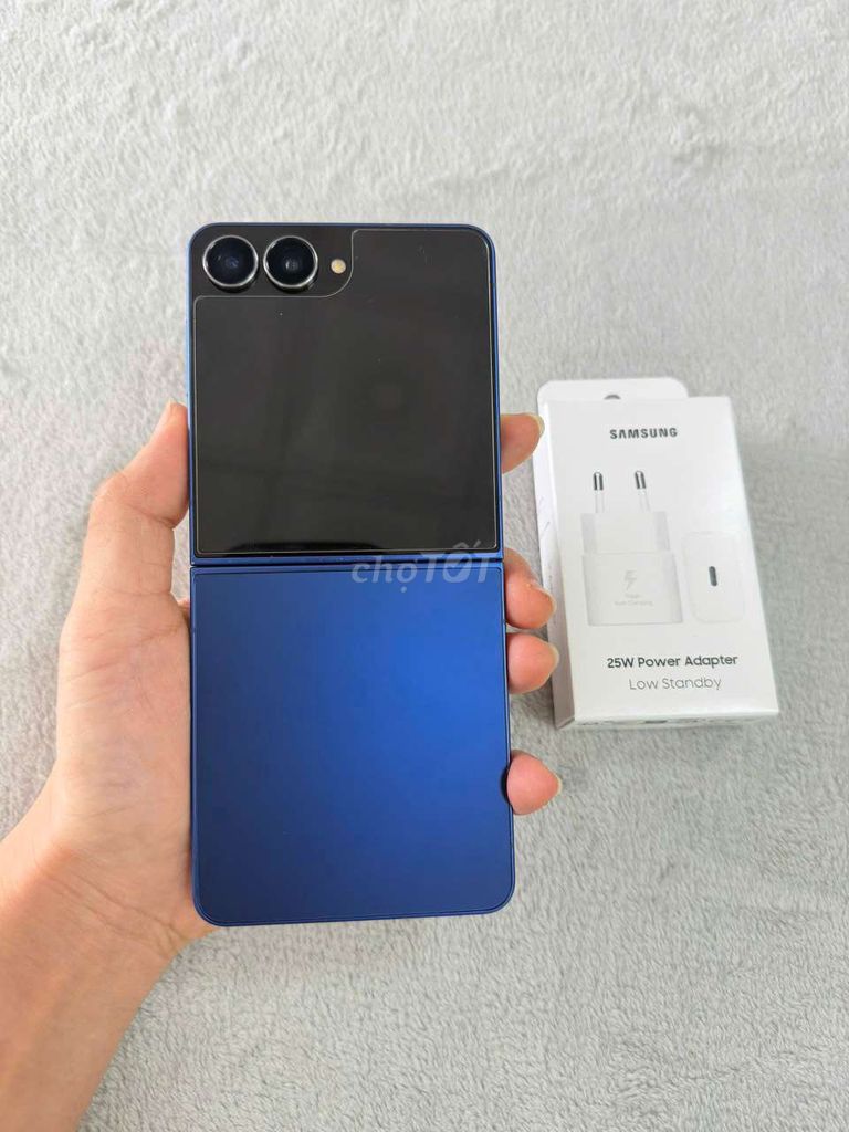 Samsung Galaxy Z Flip 7 256GB Xanh dương. Mua bán Điện thoại tại Quận Ninh Kiều Cần Thơ được đăng bởi Di Động Cần Thơ hình 1
