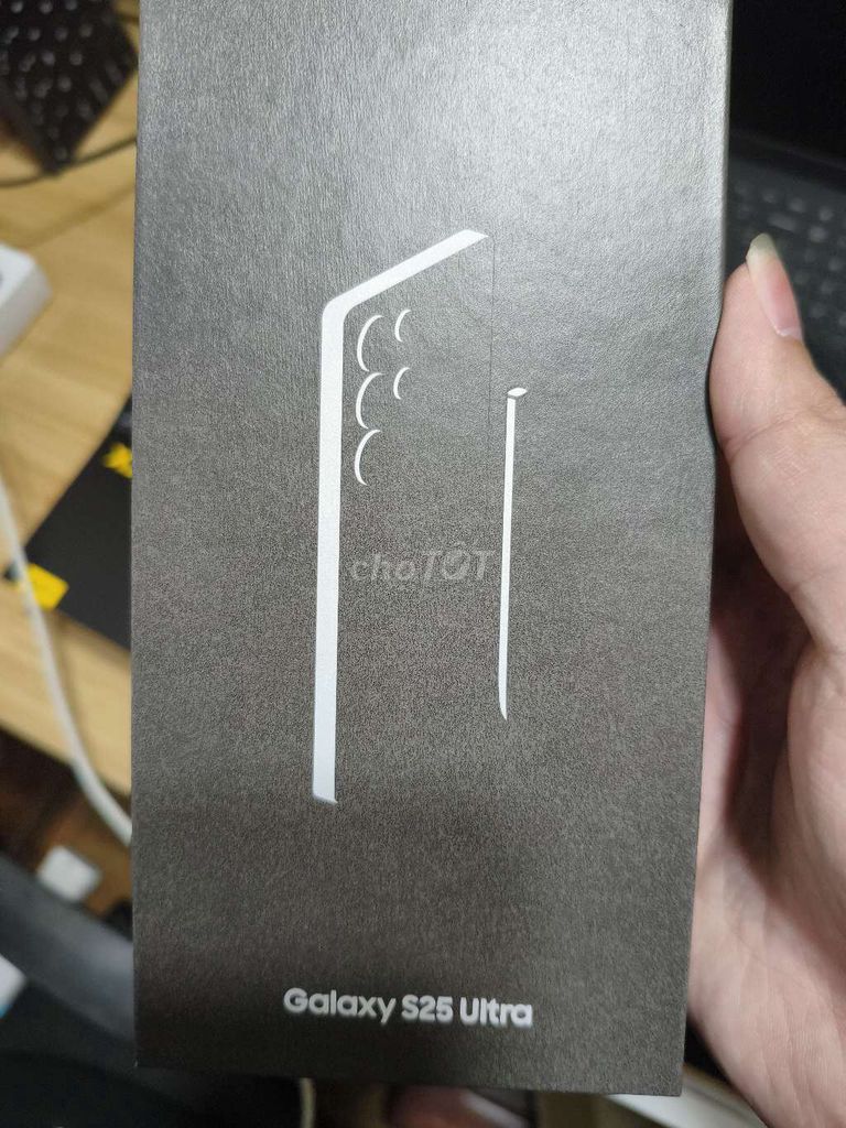 Samsung Galaxy S25 Ultra Xám. Mua bán Điện thoại tại Quận Hà Đông Hà Nội được đăng bởi tuấn phan văn hình 1