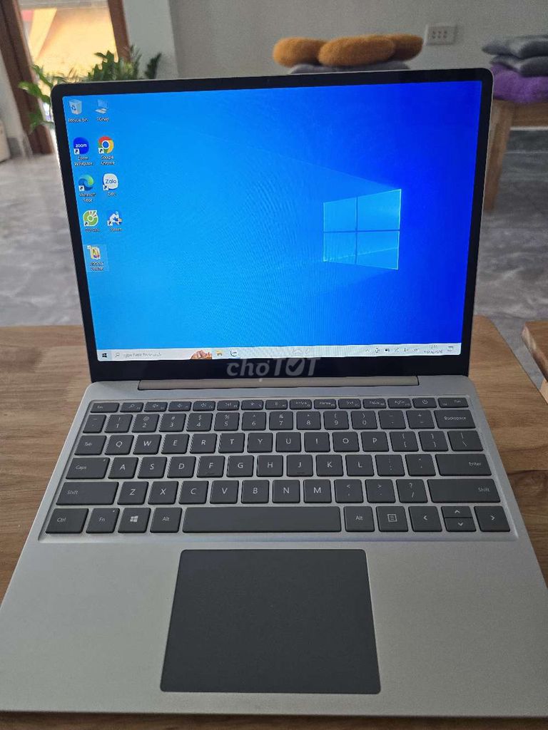 Microsoft  Laptop Go i5 gen 10, 4GB/256gb. Mua bán Laptop tại Quận 11 Tp Hồ Chí Minh được đăng bởi Đam mê công nghệ hình 1