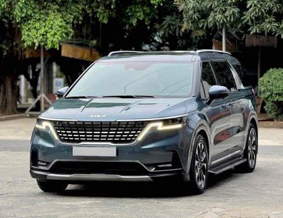 Kia Carnival 2.2D Signature 2022 Xanh ngọc