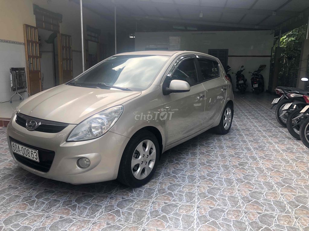 Hyundai i 20 đời 2010 số tự động