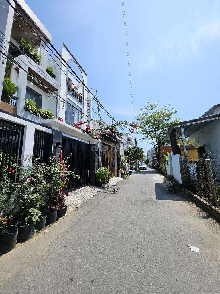 Bán đường Nhựa Bình Kỳ. Ô tô 5m. Hòa quý. 93m2.  3 tỷ 120