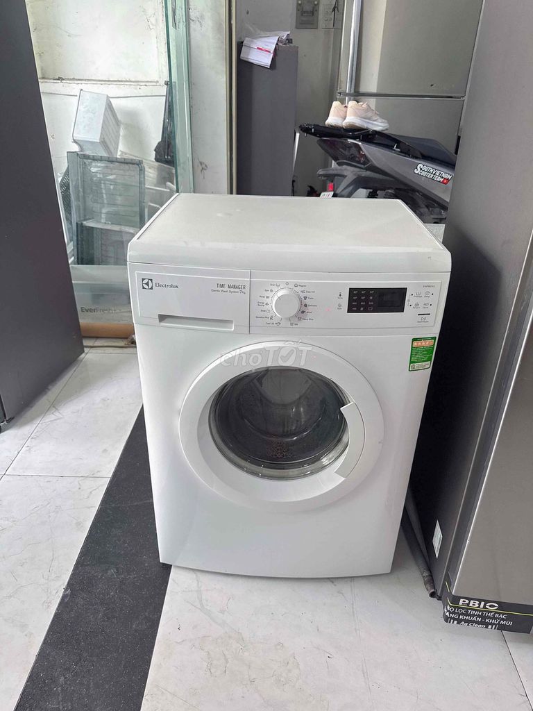 Máy giặt Electrolux 7kg Inverter, bao ship lắp 🤩🤩. Mua bán Máy giặt tại Thành phố Thủ Đức Tp Hồ Chí Minh được đăng bởi long hình 1