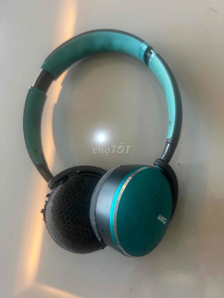 Tai nghe AKG Y500 Xanh lá. Mua bán Tivi, Âm thanh tại Quận 7 Tp Hồ Chí Minh được đăng bởi Đất nền giá rẻ hình 1