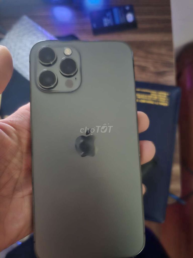 Apple iPhone 12 Pro Max 128GB Vàng. Mua bán Điện thoại tại Huyện Việt Yên Bắc Giang được đăng bởi Tỉnh hình 1