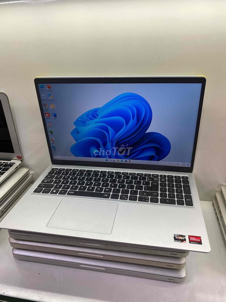 laptop dell inspiron15 3535 ryzen5 7520u ram8 512g. Mua bán Laptop tại Quận Hoàng Mai Hà Nội được đăng bởi Mac98 hình 5