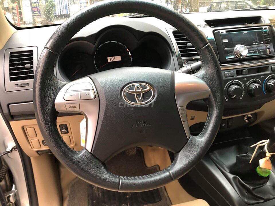Fortuner 2016 máy dầu số sàn, màu bạc. Mua bán Ô tô tại Quận 12 Tp Hồ Chí Minh được đăng bởi Xuân Trường hình 9