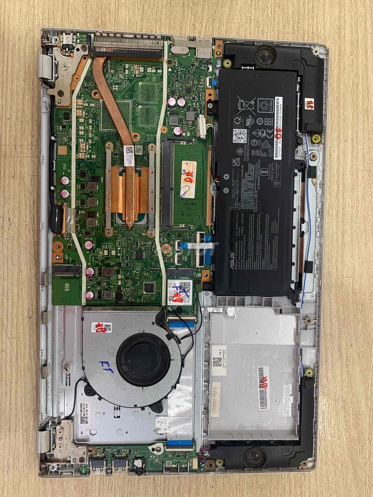 Laptop Asus i5 Gen 11 Bạc. Mua bán Laptop tại Quận Liên Chiểu Đà Nẵng được đăng bởi hk hình 1