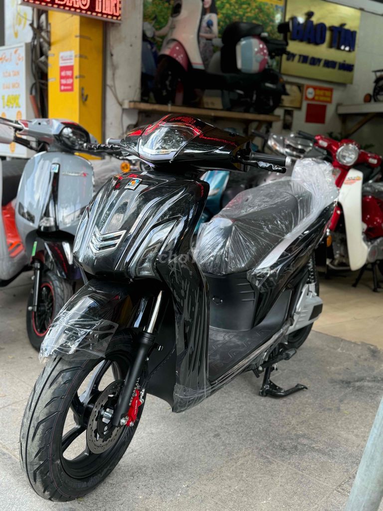 BF xe điện thế hệ mới. Mua bán Xe điện tại Quận Đống Đa Hà Nội được đăng bởi Xe Bảo Tín 61 Nguyễn Lương Bằng HN hình 1