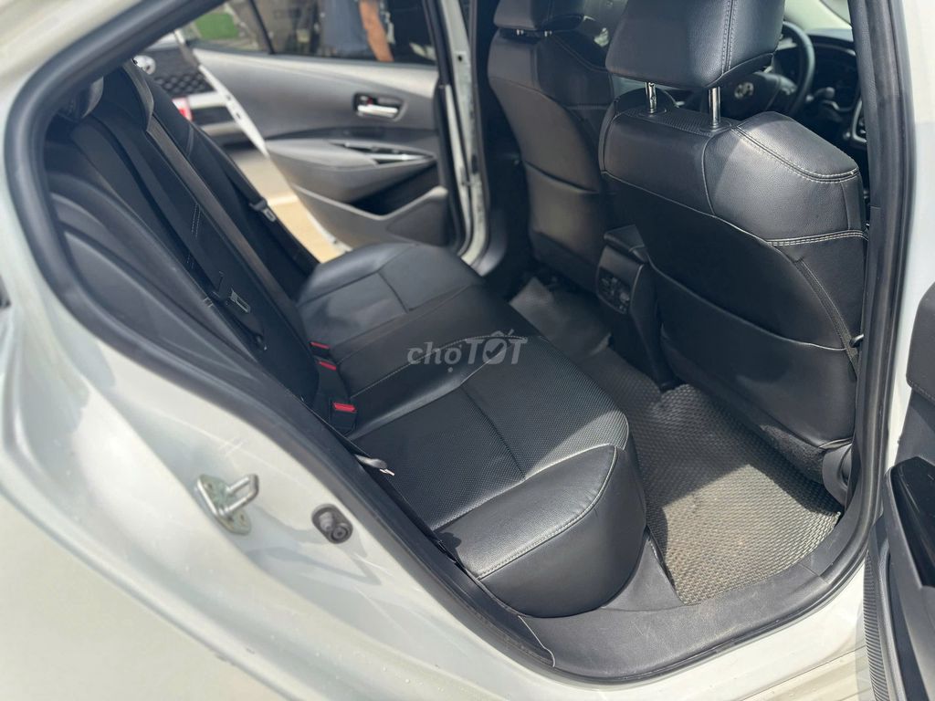 Toyota Corolla Altis 2022 1.8V - 100000 km. Mua bán Ô tô tại Thị xã Từ Sơn Bắc Ninh được đăng bởi Lê Văn Biển hình 11