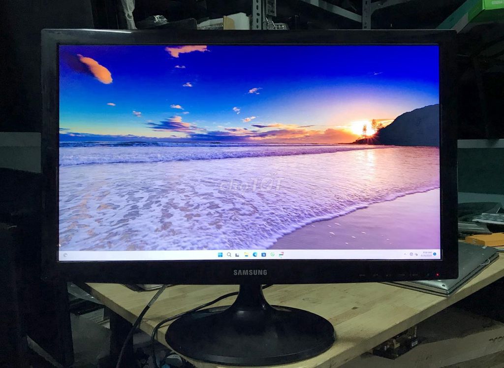 Màn hình 24in Samsung led mỏng, đẹp, Full HD. Mua bán Phụ kiện (Màn hình, Chuột...) tại Quận 3 Tp Hồ Chí Minh được đăng bởi Anh Dũng hình 1