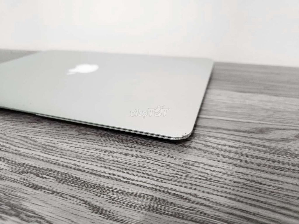 MacBook Air 2015 - 13inch siêu rẻ
