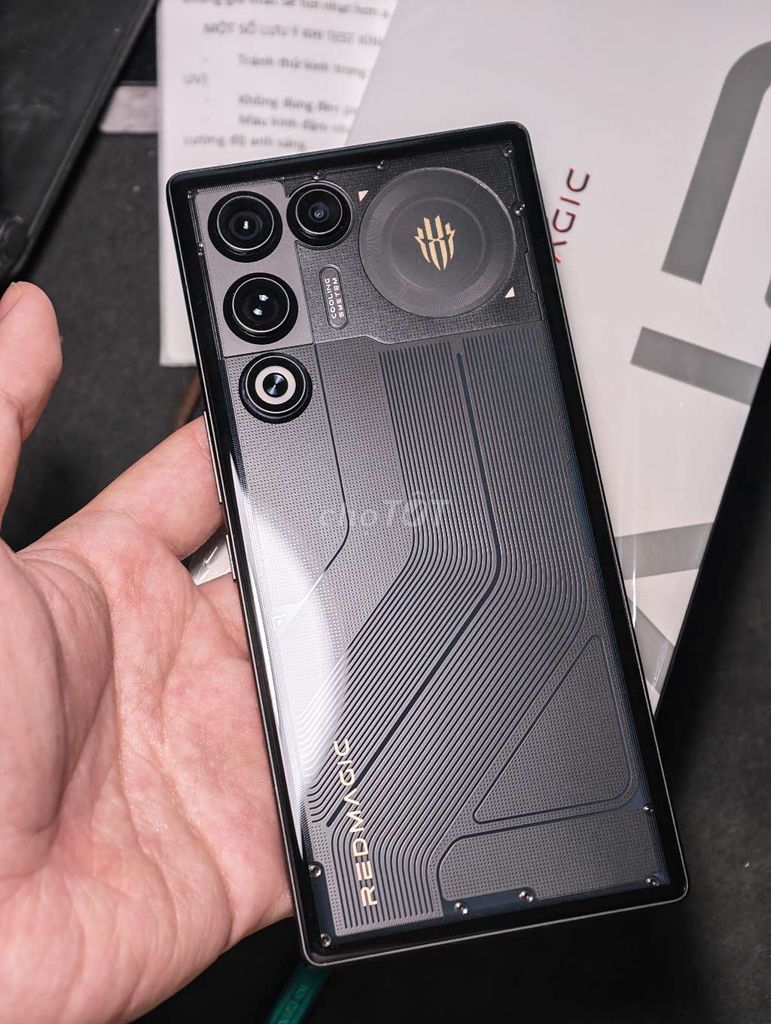Redmagic 11 Air 12GB/256gb chính hãng FPT fullbox. Mua bán Điện thoại tại Quận Gò Vấp Tp Hồ Chí Minh được đăng bởi Châu Vĩnh Nguyên hình 1