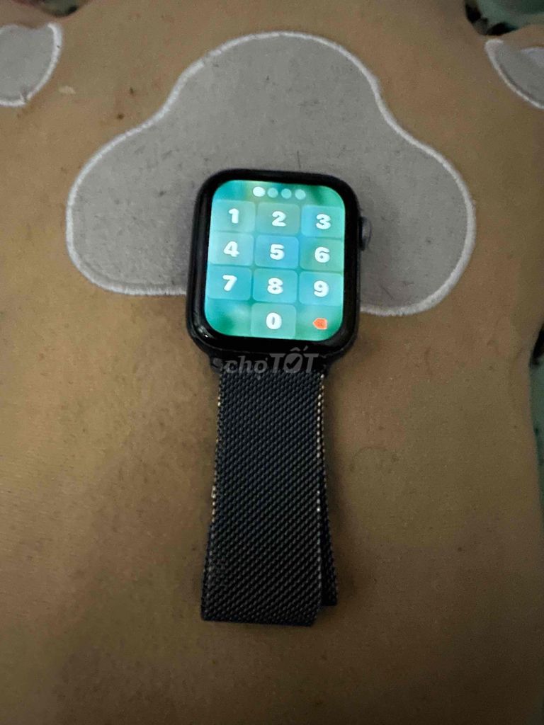 Apple Watch Series 5 Đen. Mua bán Thiết bị đeo thông minh tại Quận 4 Tp Hồ Chí Minh được đăng bởi lữ bố hình 1
