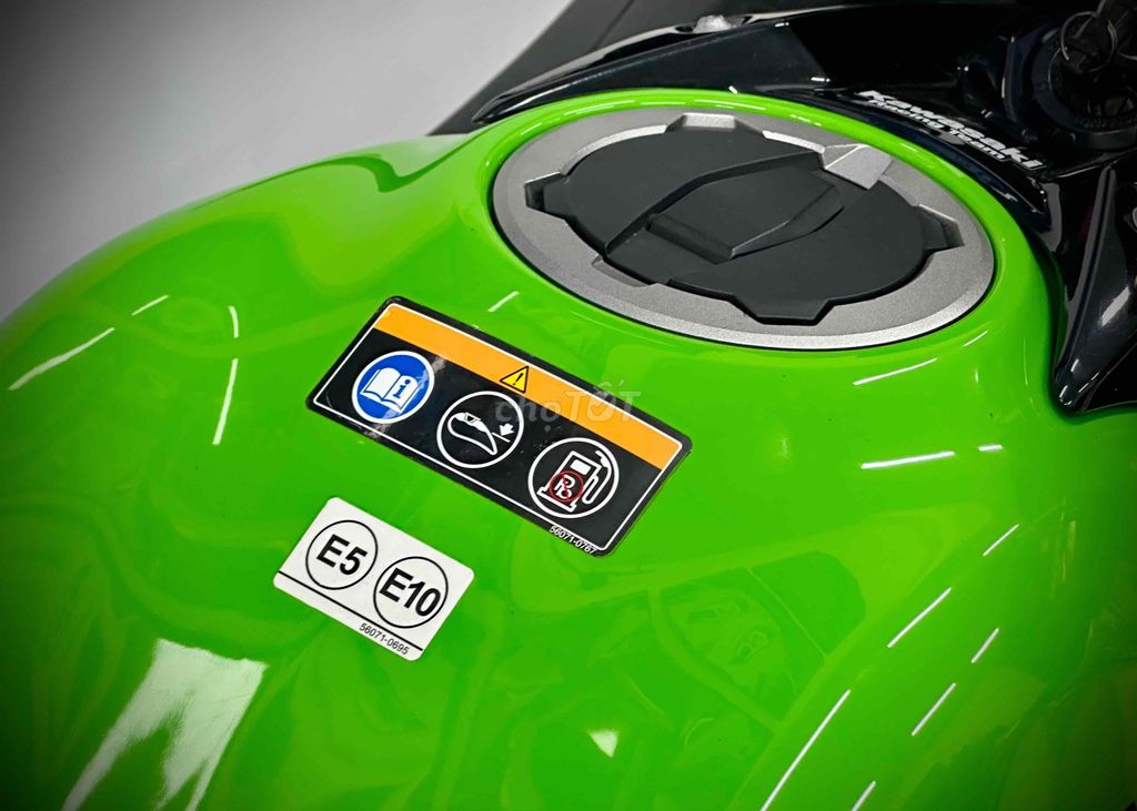 KAWASAKI NINJA 650 ABS 2018. Mua bán Xe máy tại Quận Gò Vấp Tp Hồ Chí Minh được đăng bởi Trần Trọng Thuận hình 5