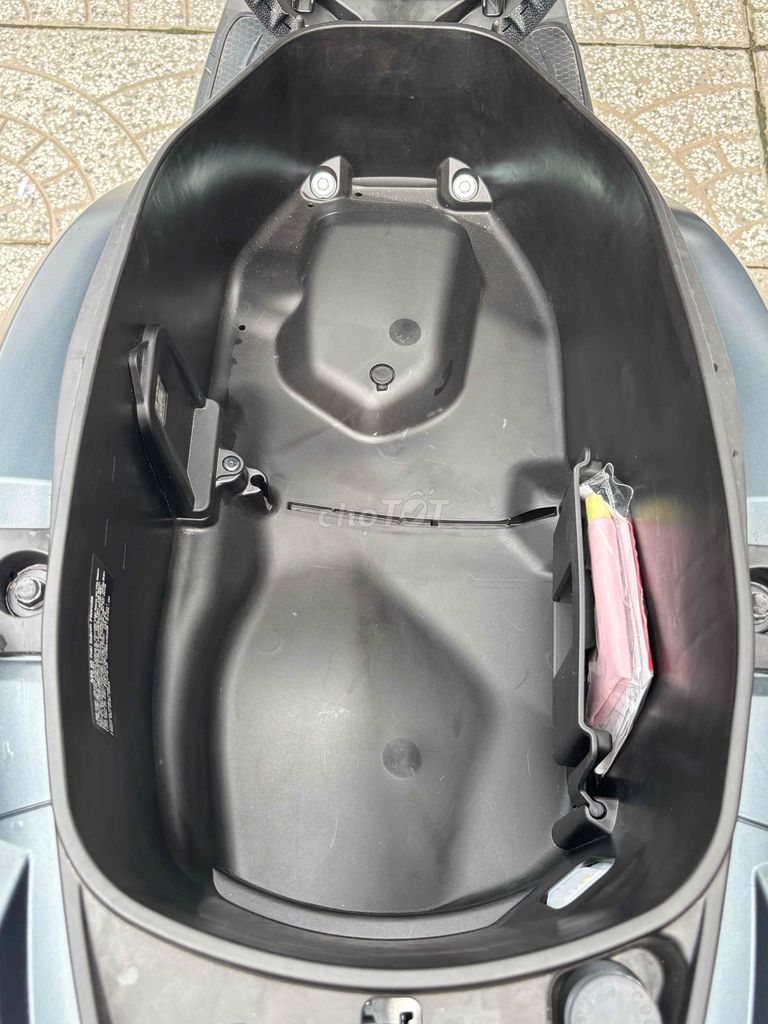 LEAD 4Val Abs mẩu mới đk 11/2024,xe như mới 450km. Mua bán Xe máy tại Quận Ninh Kiều Cần Thơ được đăng bởi Cửa Hàng Xe máy Tân Lập Hưng hình 16