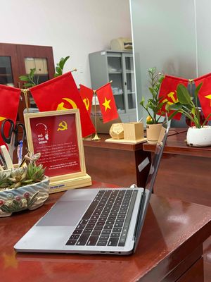 MACBOOK PRO 2019. Mua bán Laptop tại Thị xã Tân Uyên Bình Dương được đăng bởi Lục Gia Phong