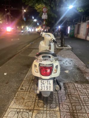 Attila Elizabeth giá rẻ. Mua bán Xe máy tại Thành phố Thuận An Bình Dương được đăng bởi Arthur Hoàng