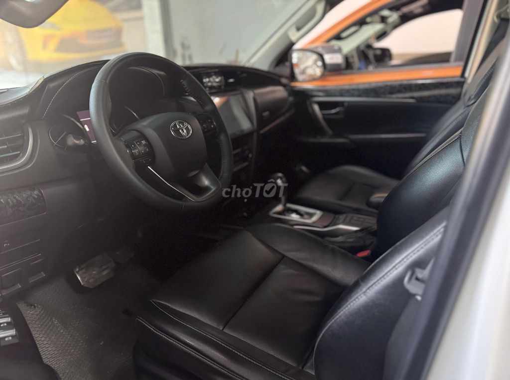 Toyota Fortuner 2022 Trắng AT Dầu. Mua bán Ô tô tại Huyện Hóc Môn Tp Hồ Chí Minh được đăng bởi Nguyễn Thưởngka hình 8