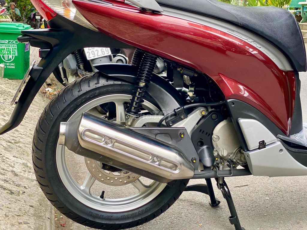 SH150i NHẬP Ý SM108 CHÍNH CHỦ BAO VẬN CHUYỂN. Mua bán Xe máy tại Quận 7 Tp Hồ Chí Minh được đăng bởi Lê Văn Thắng hình 9