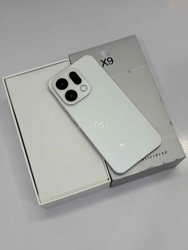 Oppo Find X9 256GB Trắng Fullbox 99%. Mua bán Điện thoại tại Quận Ninh Kiều Cần Thơ được đăng bởi Lê Khang hình 1