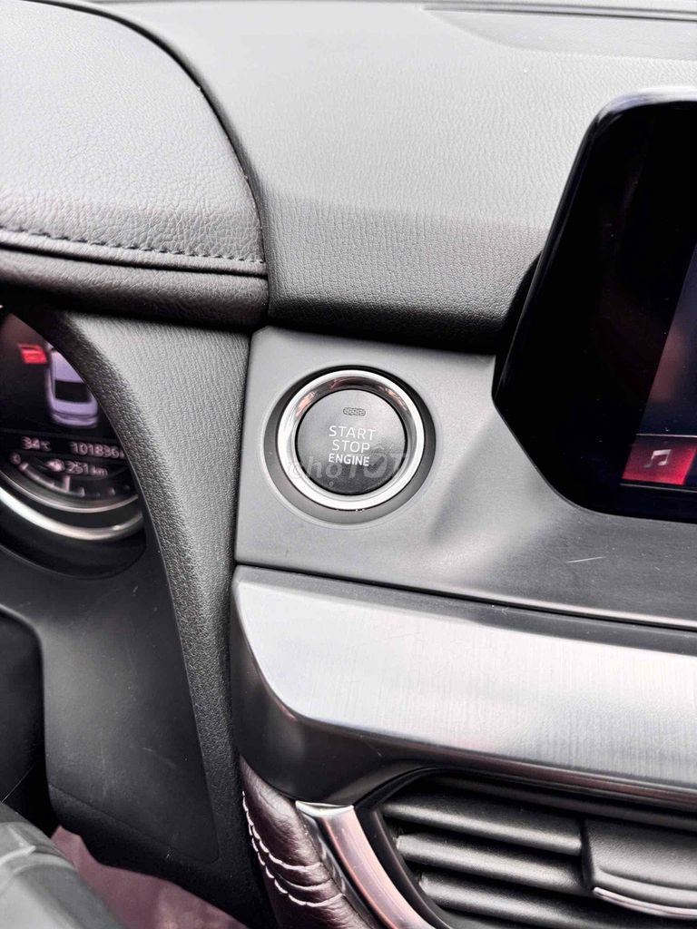 Mazda 6 2017 2.0L Premium - 100000 km. Mua bán Ô tô tại Quận Gò Vấp Tp Hồ Chí Minh được đăng bởi Ms Thư  hình 8