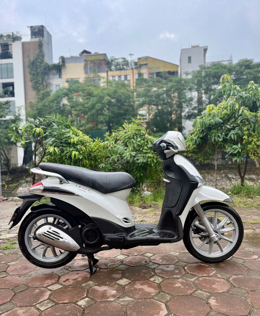 Liberty 2012 ie kim phun điện tử. Mua bán Xe máy tại Quận Hoàng Mai Hà Nội được đăng bởi Trường Giang Phạm hình 7