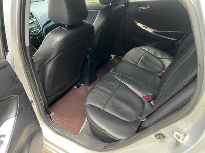 Hyundai Accent 2011 1.4 AT - 221000 km. Mua bán Ô tô tại Thành phố Thủ Dầu Một Bình Dương được đăng bởi bảo