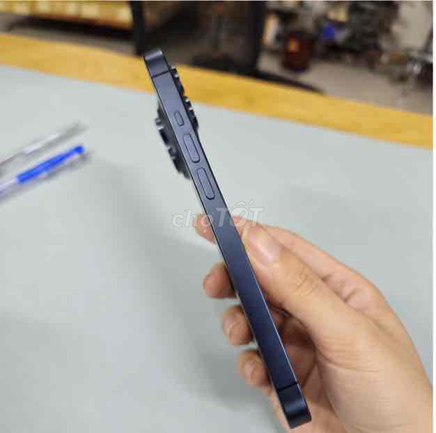 iPhone 15 Pro 128GB Quốc tế. Mua bán Điện thoại tại Quận Ngũ Hành Sơn Đà Nẵng được đăng bởi Thanh Ngo hình 1
