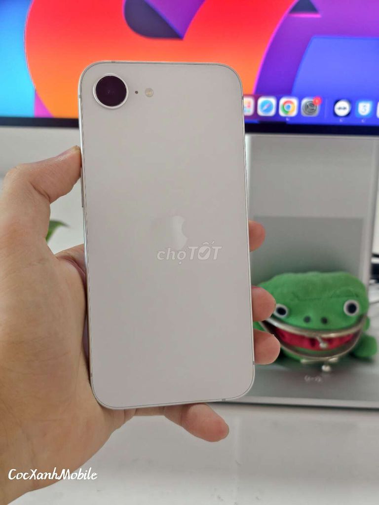 iPhone 16E 256GB Quốc Tế khay sim. zin áp pin 100%. Mua bán Điện thoại tại Quận Liên Chiểu Đà Nẵng được đăng bởi Minh Hiệp CócXanhMobile hình 1