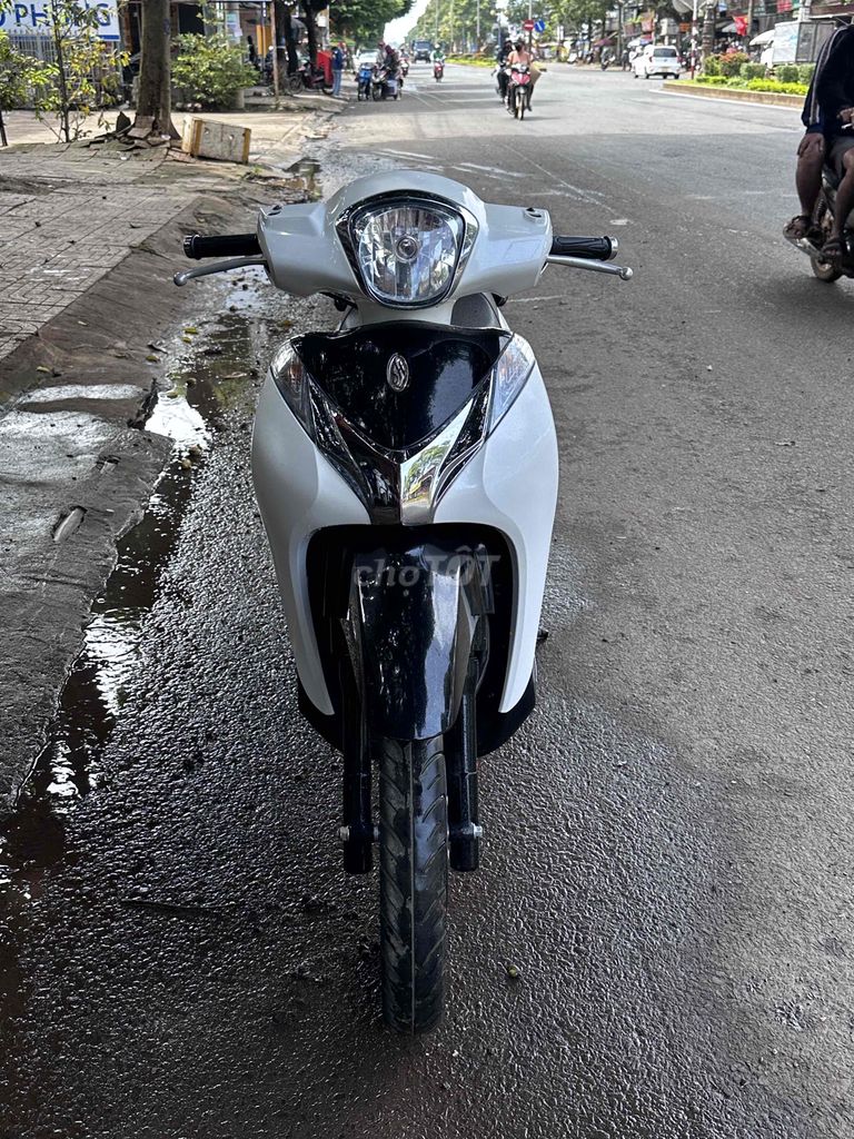 Honda SH Mode 2019 Trắng đen. Mua bán Xe máy tại Thành phố Buôn Ma Thuột Đắk Lắk được đăng bởi Tèo Phạm hình 1