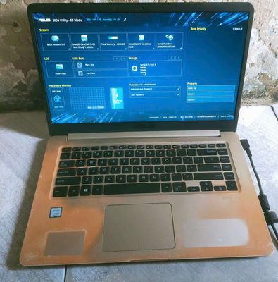 ASUS i5 8250U chửa cháy