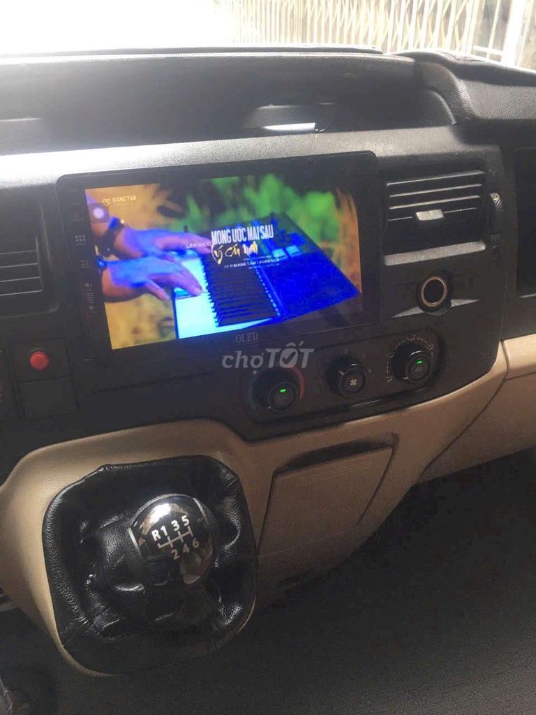 Xe khách Ford Transit 16 chỗ màu vàng cát. Mua bán Phương tiện khác tại Quận Long Biên Hà Nội được đăng bởi Ngô hùng hình 7