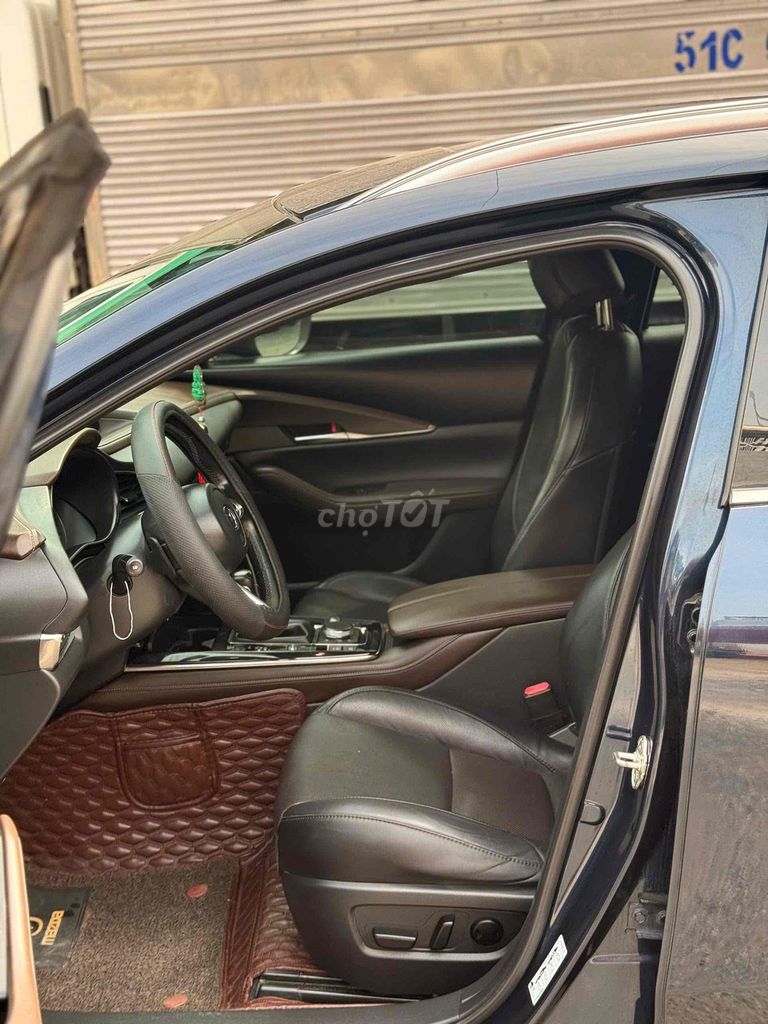 Mazda CX-30 2021 Premium 2.0 AT - 56000 km. Mua bán Ô tô tại Quận 8 Tp Hồ Chí Minh được đăng bởi nguyễn thúc khoa hình 2