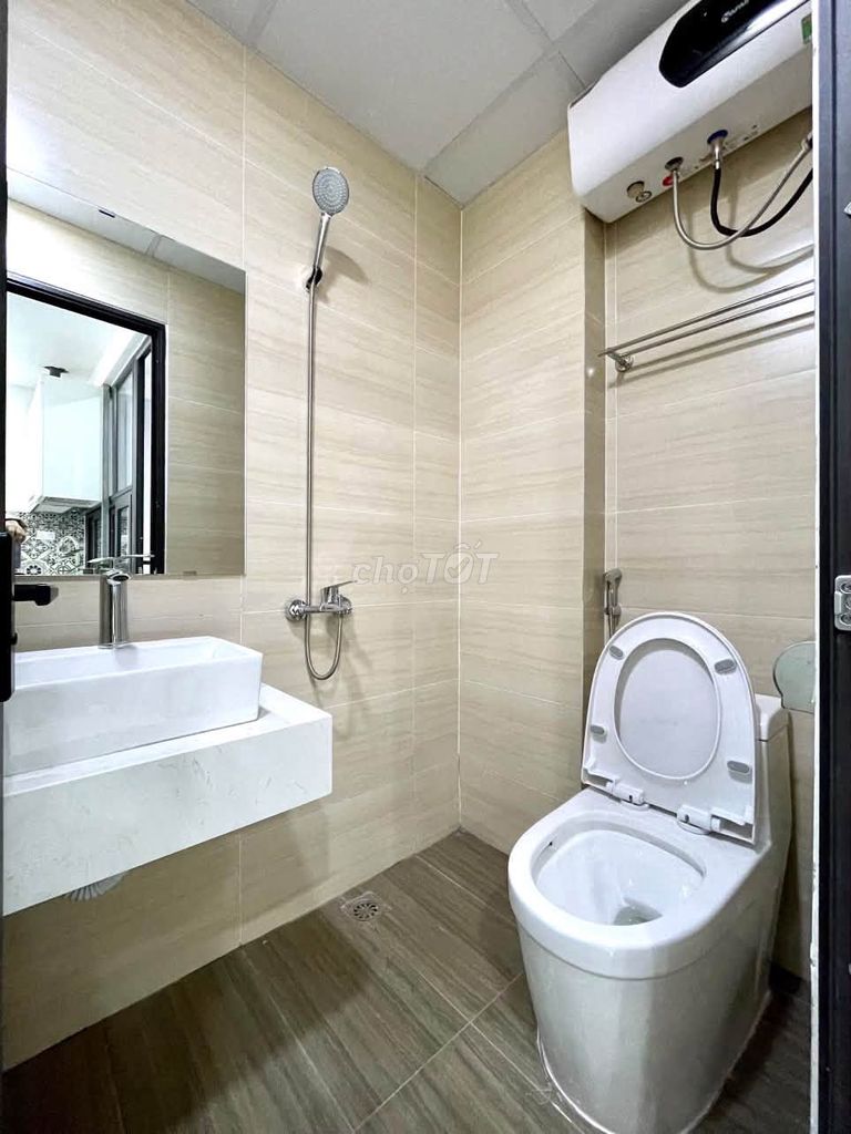 Phòng trọ studio cửa sổ giá 4tr9 Láng Hạ, Đống Đa