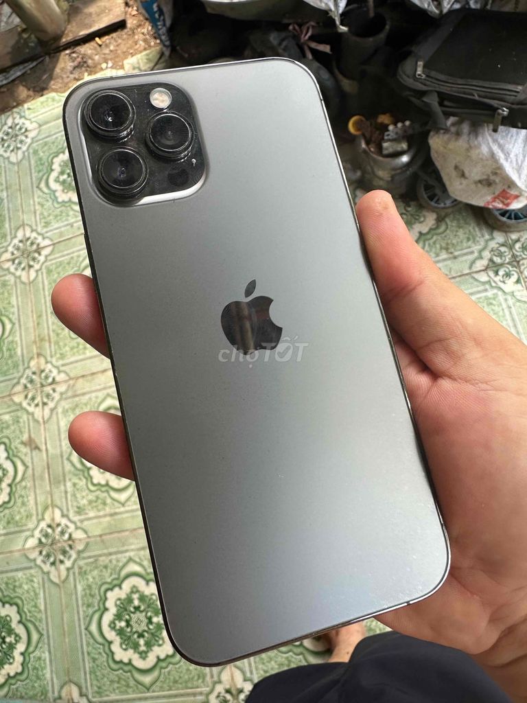 Apple iPhone 12 Pro Max 256GB Xám 84%. Mua bán Điện thoại tại Huyện Đức Huệ Long An được đăng bởi Văn Phan hình 1