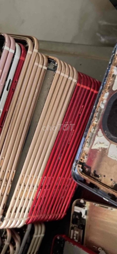 Vỏ zin iphone 8 plus còn đẹp. Mua bán Linh kiện (RAM, Card...) tại Quận Tân Phú Tp Hồ Chí Minh được đăng bởi Trương Hiệp hình 1