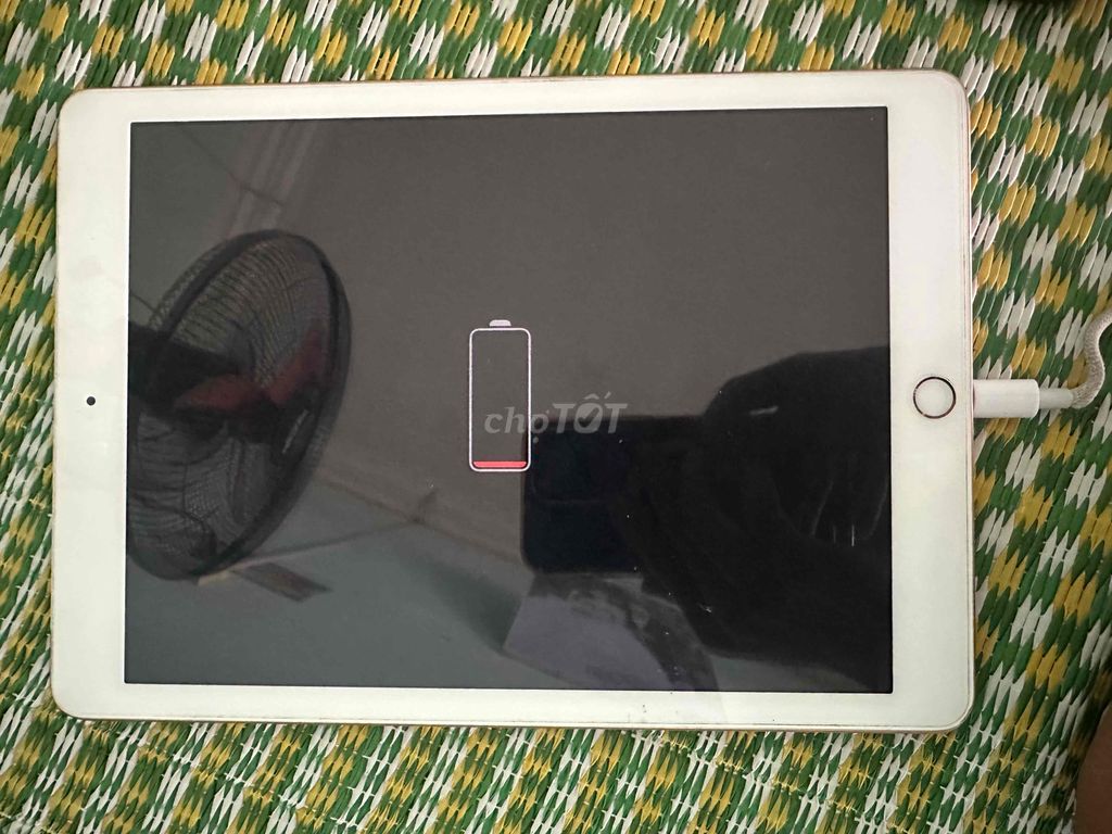 ipad gen 6-32G vân tay nhạy. Mua bán Máy tính bảng tại Huyện Ba Vì Hà Nội được đăng bởi Anh Phuong hình 1