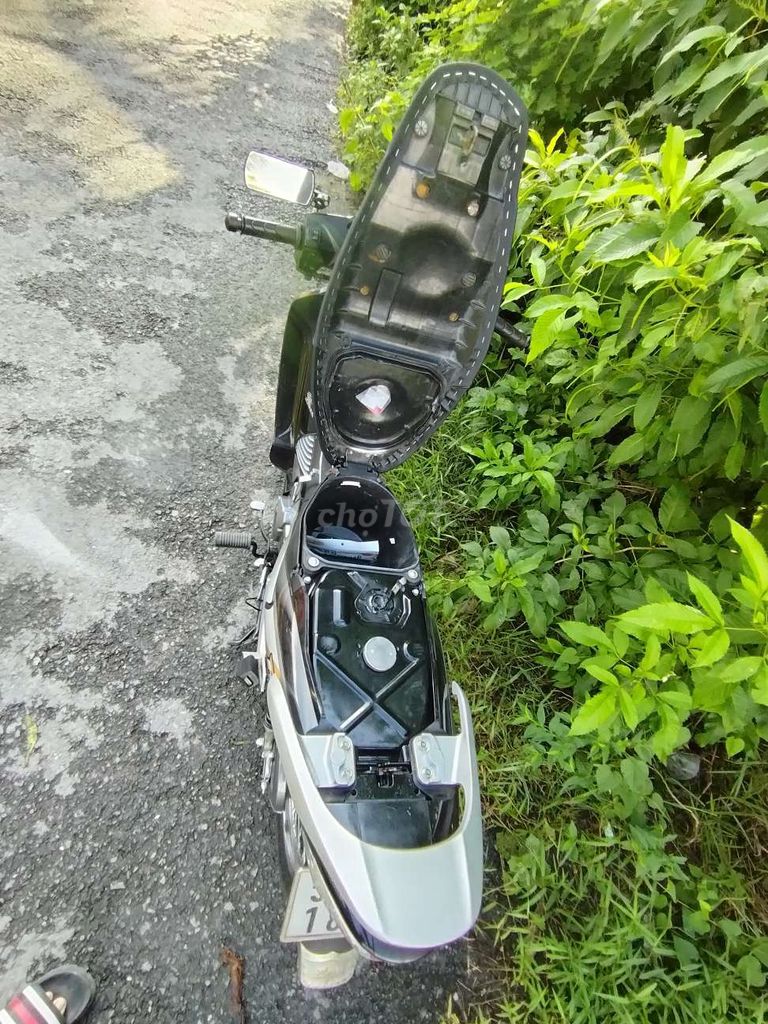 .Futuneo BSTP. Mua bán Xe máy tại Huyện Mỏ Cày Bắc Bến Tre được đăng bởi Lê Hữu Khánh hình 6