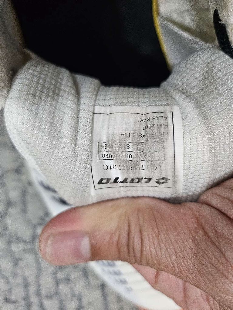 Giày Pickleball Lotto  Size 42-43 Dùng Đúng 1 Lần. Mua bán Giày dép tại Quận Thanh Khê Đà Nẵng được đăng bởi HÙNG hình 1