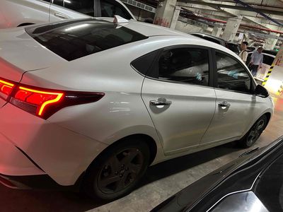 Hyundai Accent 2021 ATH Trắng 39.000 km chính chủ