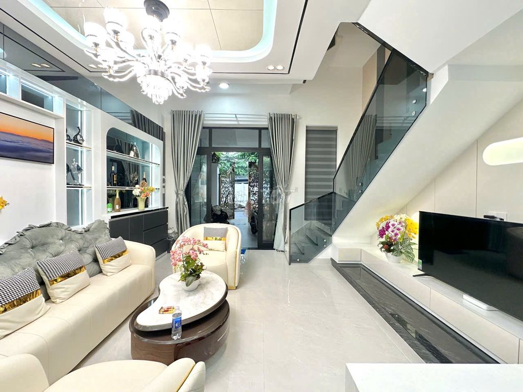 Nhà 3 tầng cao cấp đường lê văn sĩ, hòa minh, liên chiểu