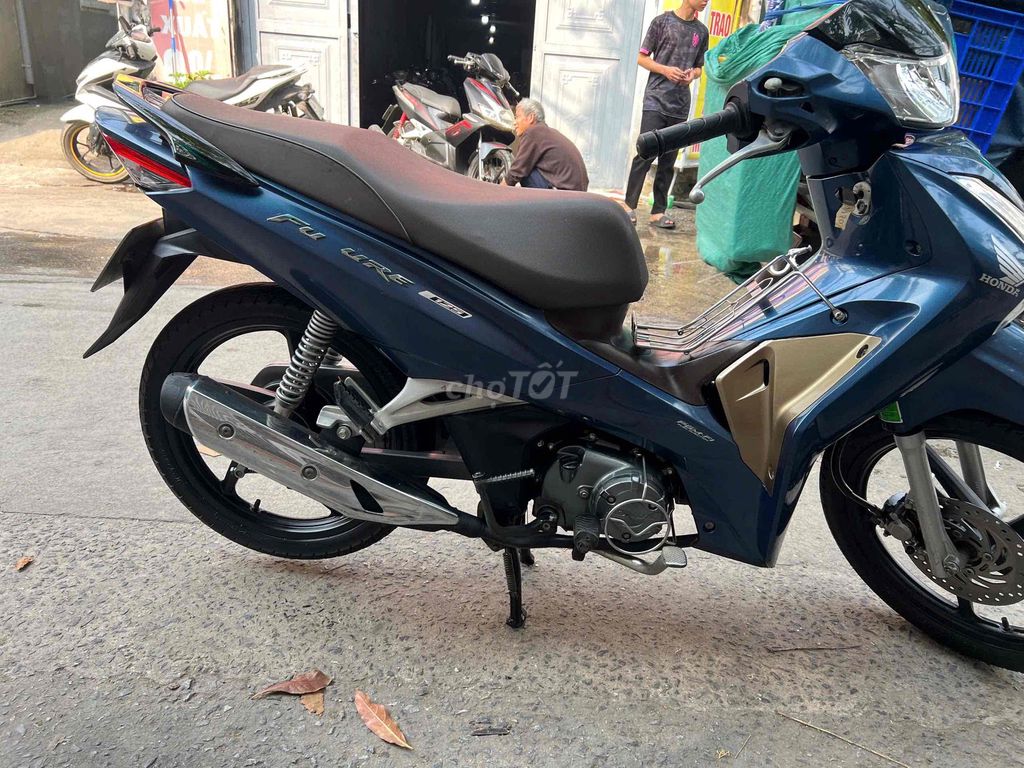 Honda Future LED 2021 màu Xanh. Mua bán Xe máy tại Quận Nam Từ Liêm Hà Nội được đăng bởi E Thuý Hạnh hình 2