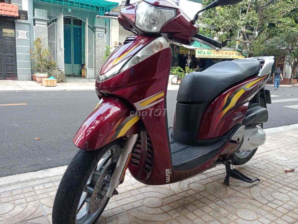 Honda SH 300i 2007 Đỏ. Mua bán Xe máy tại Quận Tân Phú Tp Hồ Chí Minh được đăng bởi LD hình 2