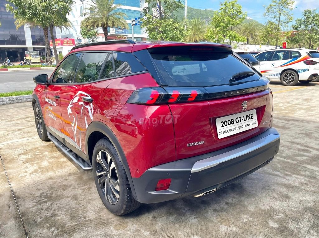 Пежо 2008 GT-Line 2023 Красный 22 000 км