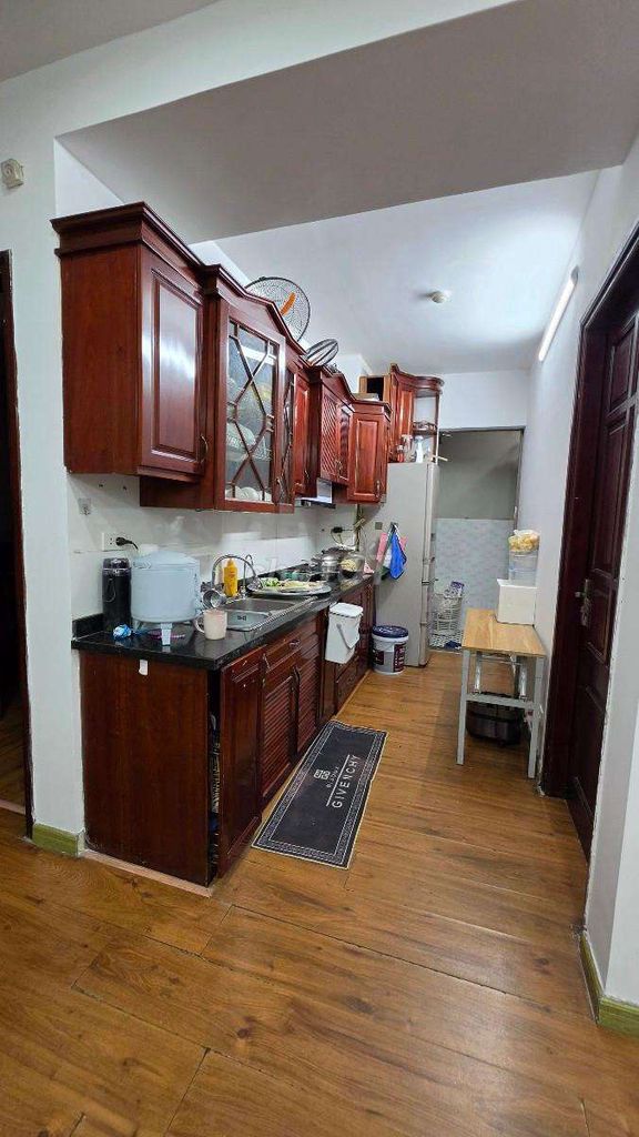 Продается квартира Kien Hung Ha Dong площадью 60,8 м², 2 спальни, 2 спальни, 2 туалета, угловая квартира за 2,85 миллиарда долларов