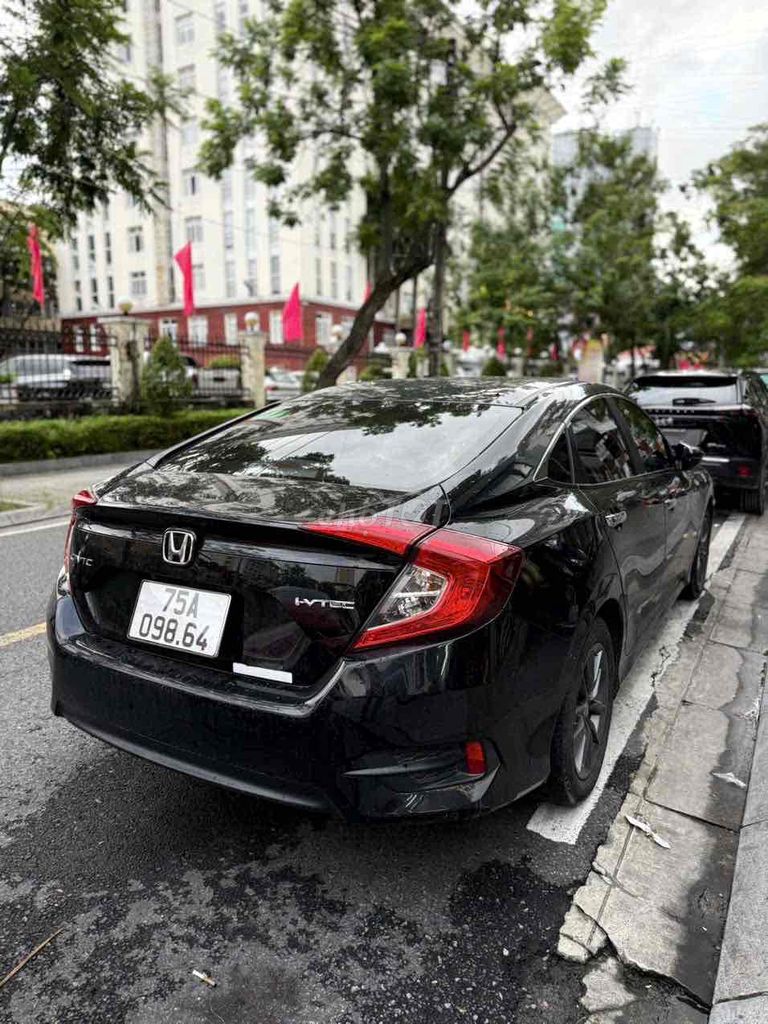 Honda Civic 2019 G 1.8 AT - 50000 km. Mua bán Ô tô tại Thành phố Huế Thừa Thiên Huế được đăng bởi xe củ hình 3