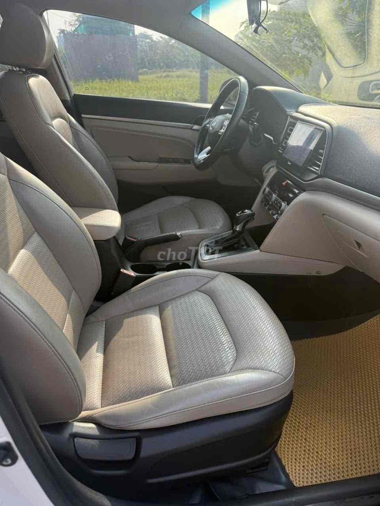 Hyundai Elantra 2019 GLS 1.6 AT. Mua bán Ô tô tại Quận Bình Tân Tp Hồ Chí Minh được đăng bởi Trường bình tân ôtô hình 15