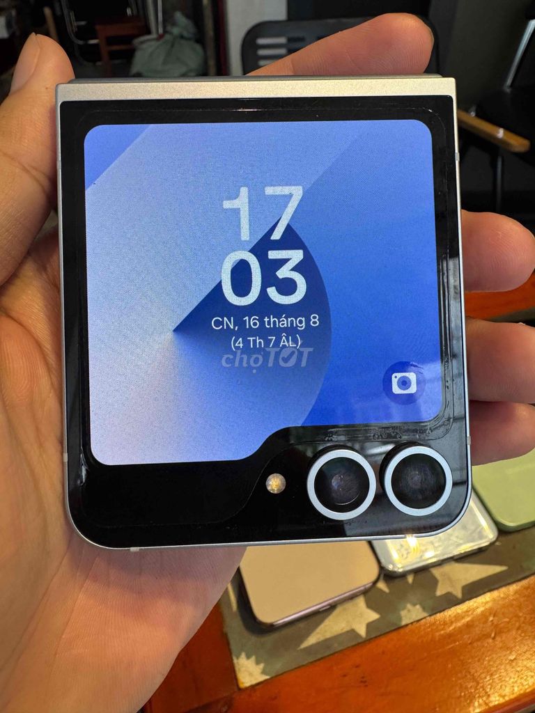 Samsung Galaxy Z Flip6 256GB RAM 12GB. Mua bán Điện thoại tại Quận Bình Tân Tp Hồ Chí Minh được đăng bởi Tony Chung Q10 Q11 hình 1