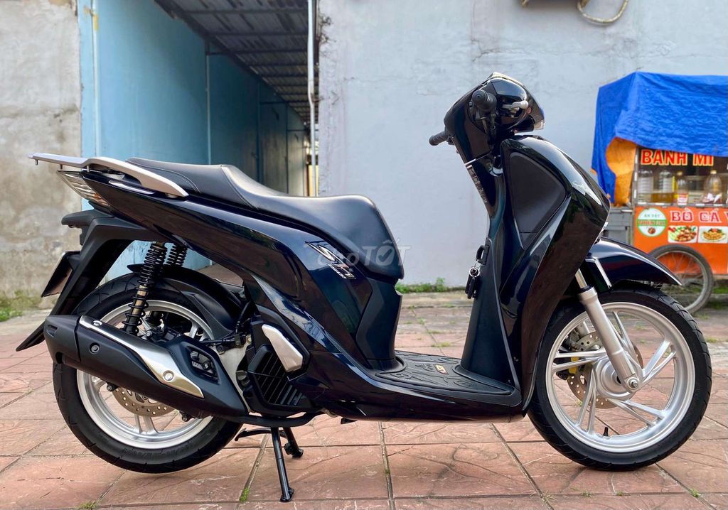 Hàng bỏ mẫu SH 150i ABS 2017 Máy Zin êm. Mua bán Xe máy tại Quận Ninh Kiều Cần Thơ được đăng bởi Xe Máy TÂN LIÊN HƯNG 1 91B hình 5